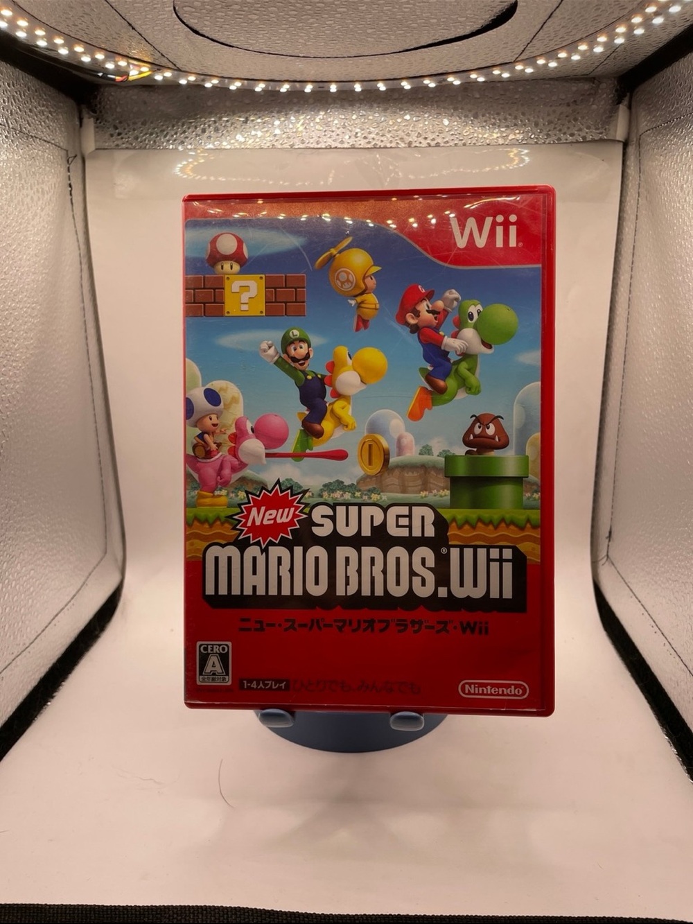 Nintendo New Super Mario Bros. Wii Red Game Case with Colorful Cover Art